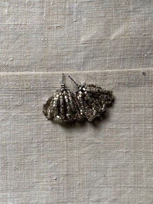 metallic-seed pierce