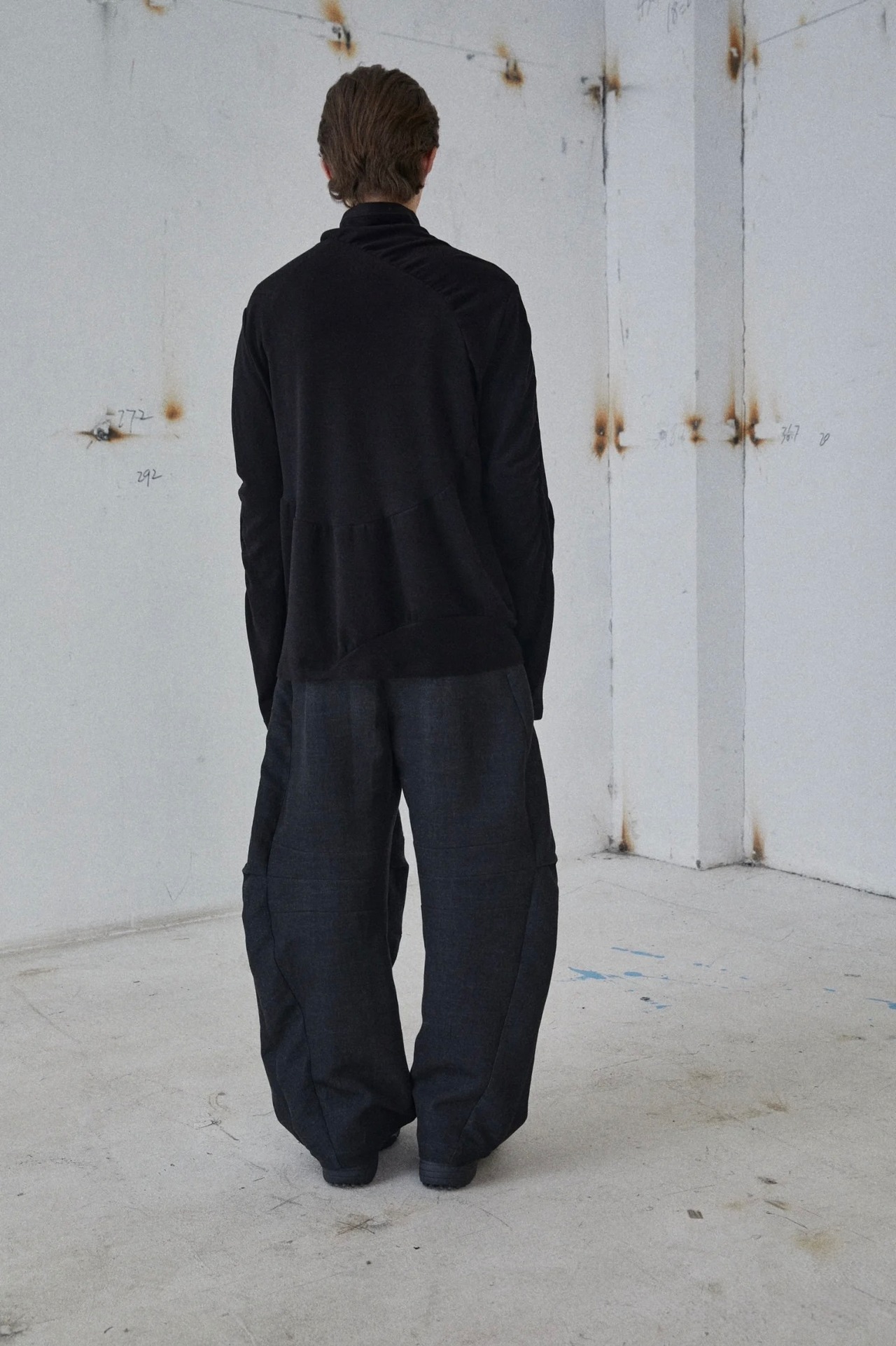 54A0 Spiral Gathered Long Sleeve T-Shirt