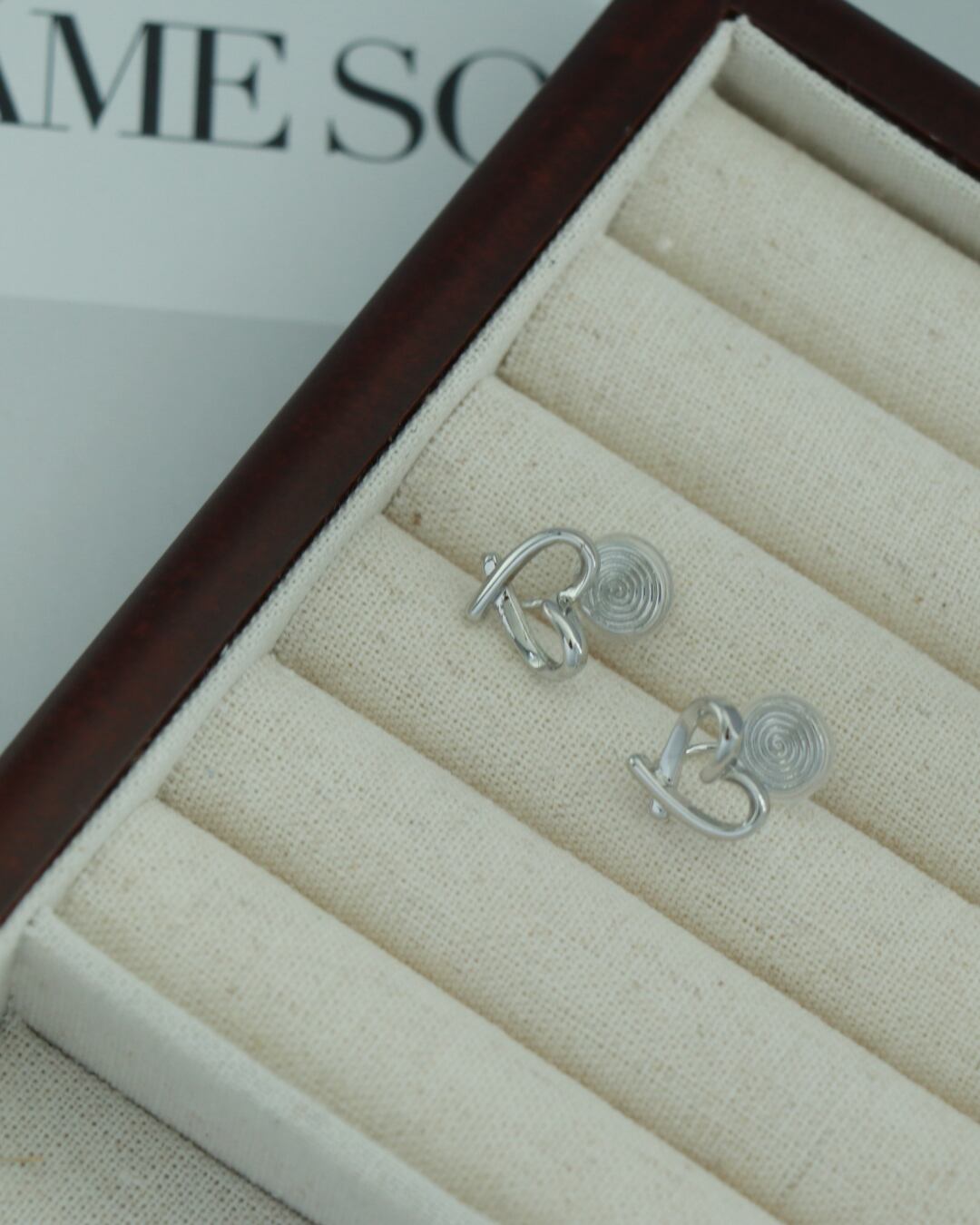 クロスハートモチーフピアス G25051