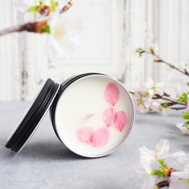 Sakura Travel Tin Candle｜桜の花びらのアロマソイキャンドル