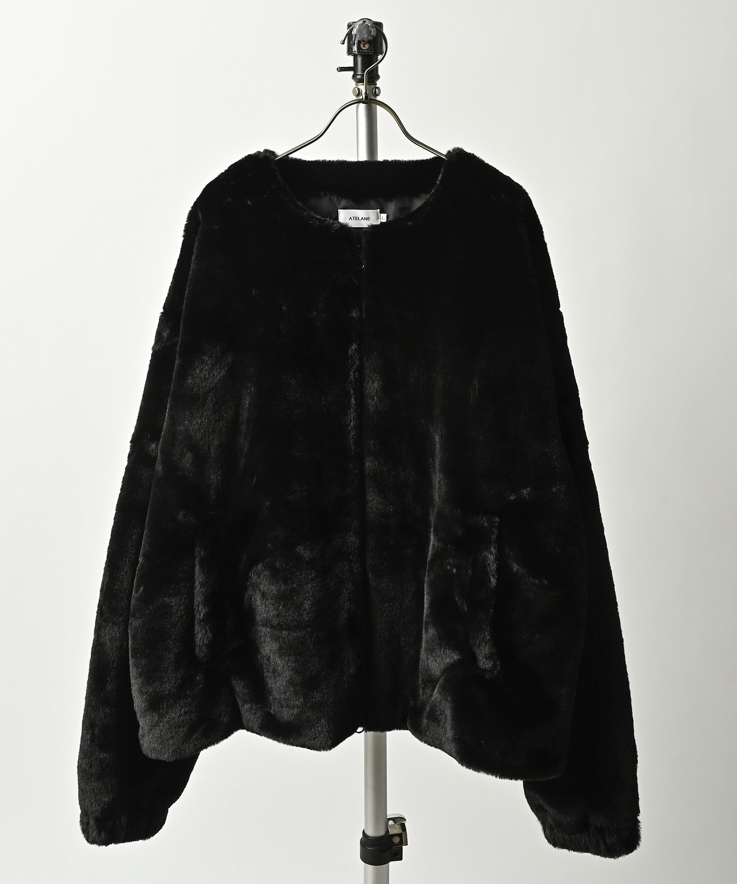 ATELANE Faux fur collarless blouson (BLK) 25A-23001
