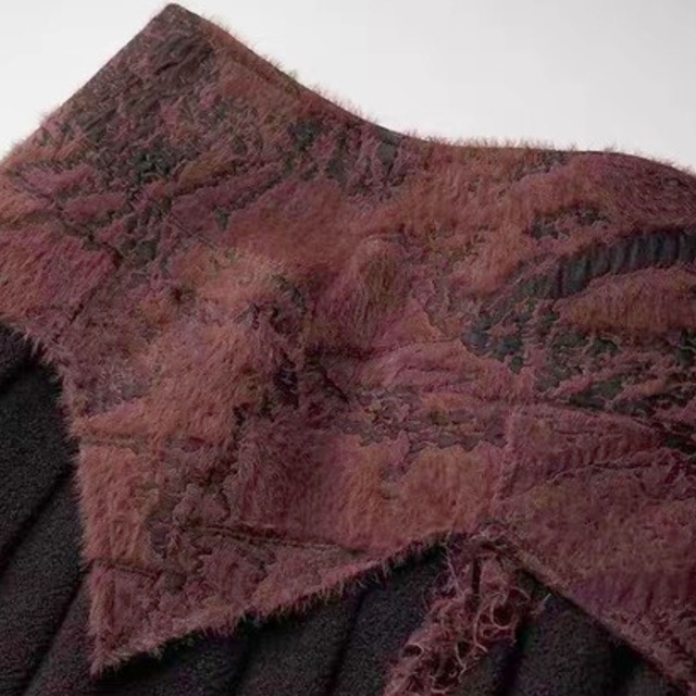 Asymmetric pleated detail skirt C1423