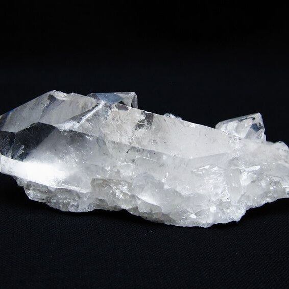 水晶 クラスター 原石 アーカンソー産 一点物 172-3932