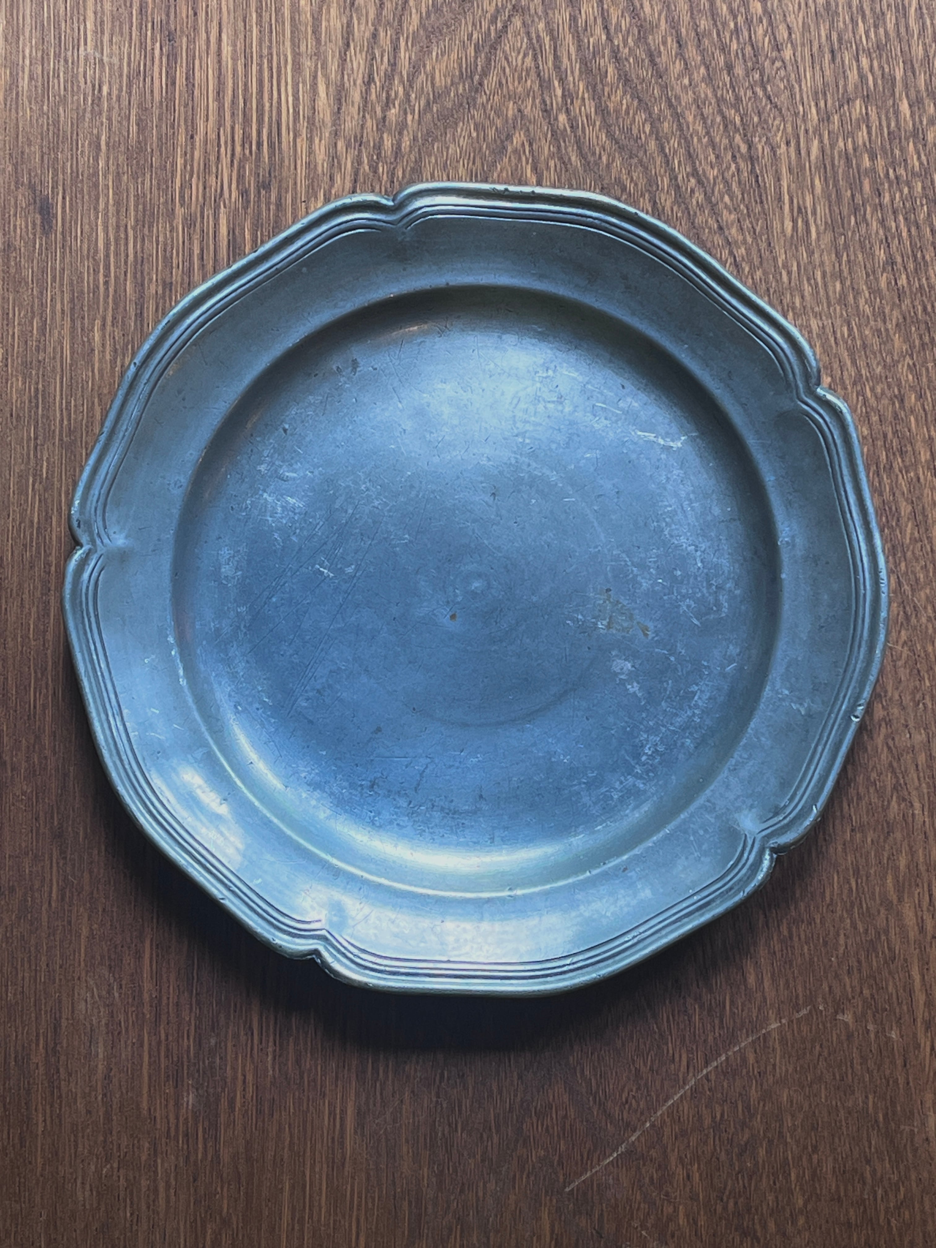 pewter plate (ETAN花リム)23.5cm<プレート・什器・アクセサリープレート>
