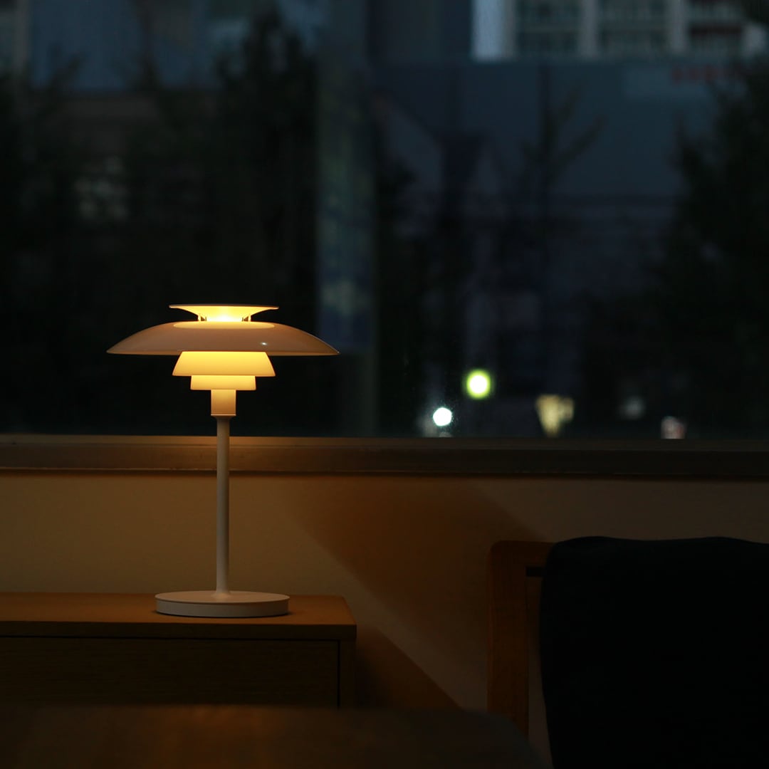 ホワイト即納》PH80 Portable Lamp［ルイス・ポールセン］ | REAL