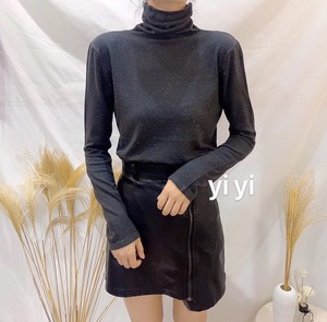 タートルネックトップス