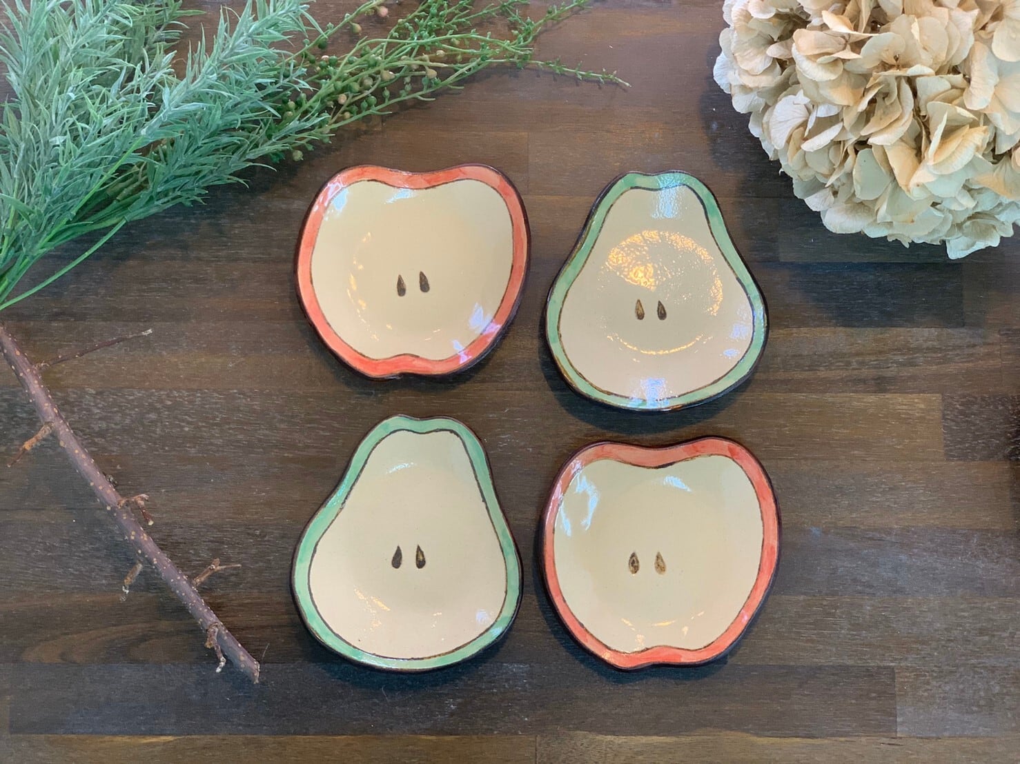 りんご＆洋ナシのお皿 | atelier qucchane(アトリエクッチャネ）