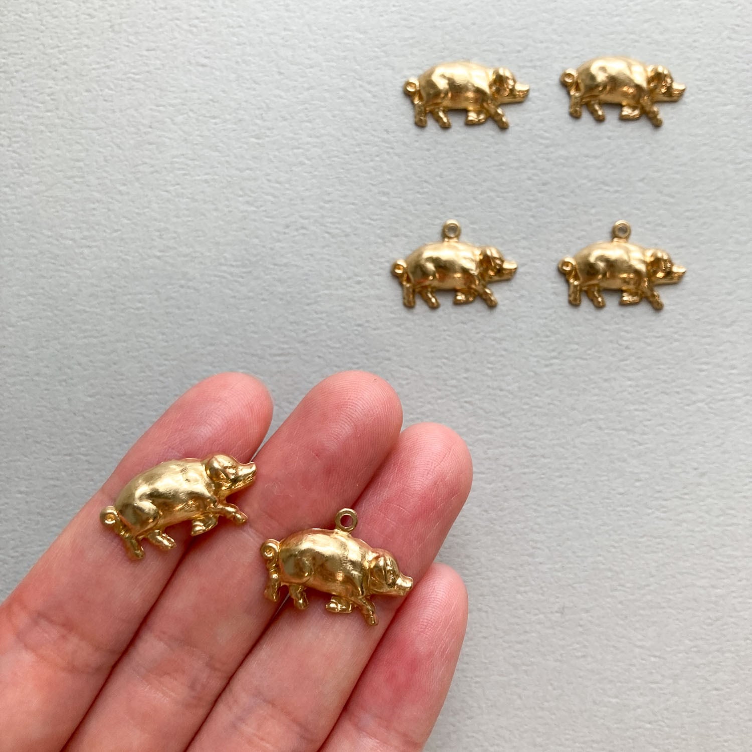 最終入荷〉USA真鍮 ミニブタのパーツチャーム | Dua-アクセサリー