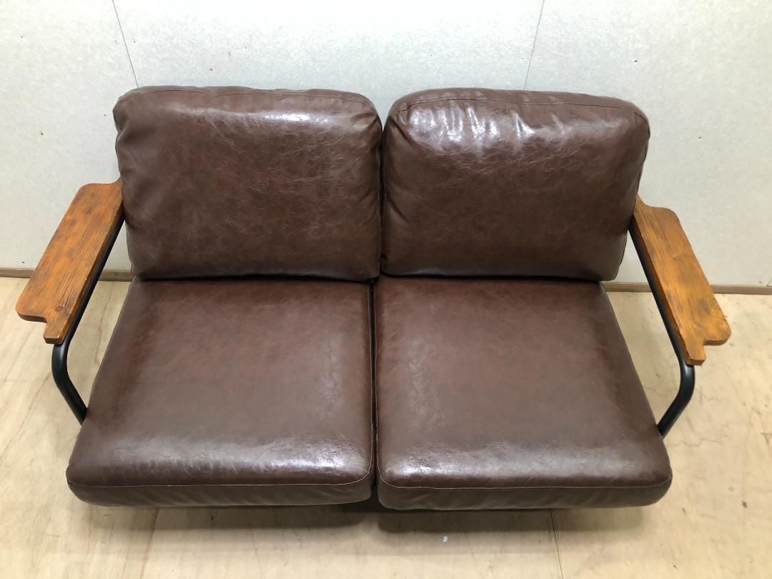 ソフトレザー 鉄脚 2人掛け ソファ 肘付き 75050-1-010 | みなと屋本舗