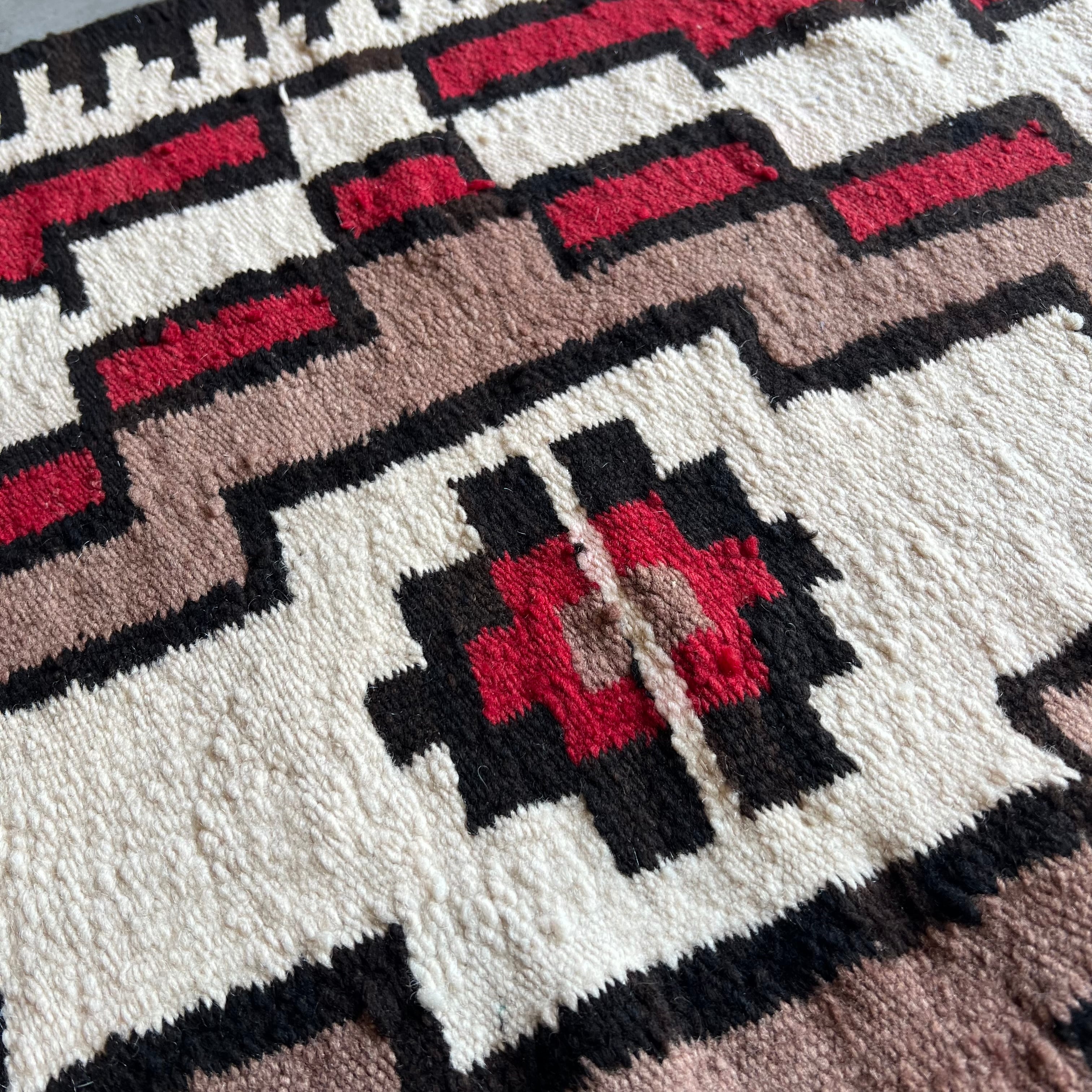 NAVAJO RUG | BUFF STOCK YARD