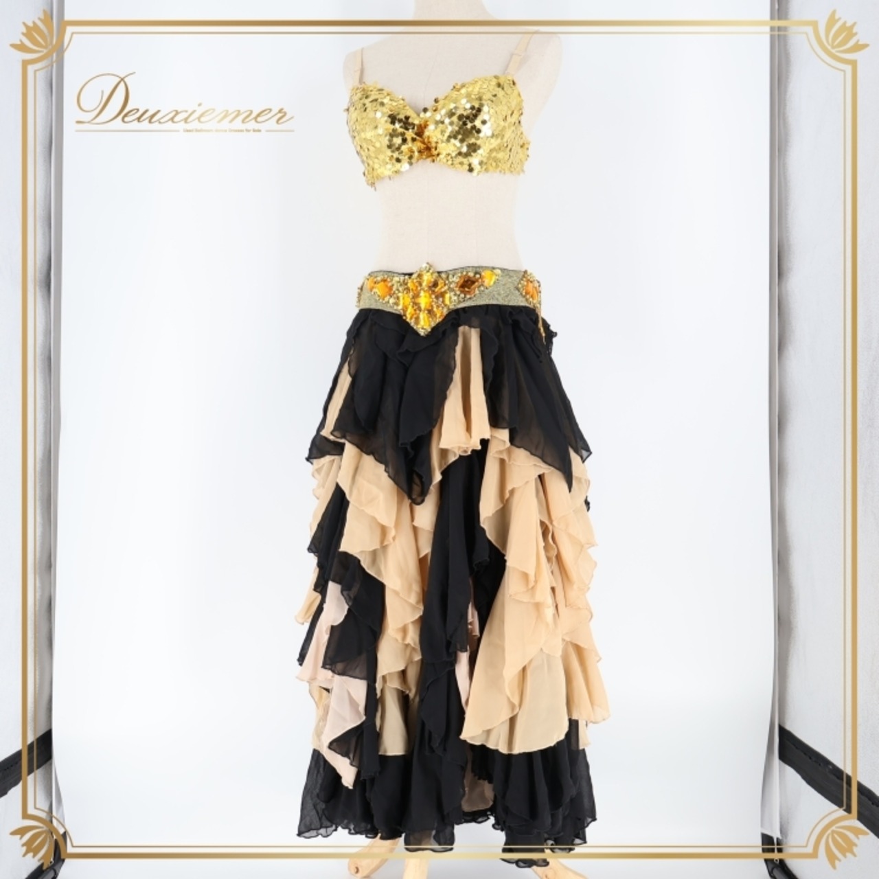 ベリーダンス トライバルフュージョン 衣装 上下セット ブラック系 スパンコール ラインストーン 5点 セット トップス スカート ズボン ベルト 黒 金 豪華 装飾 華やか トライバル キラキラ フリンジ 華やか ダンス衣装 舞台 ゴールド系 ベージュ系