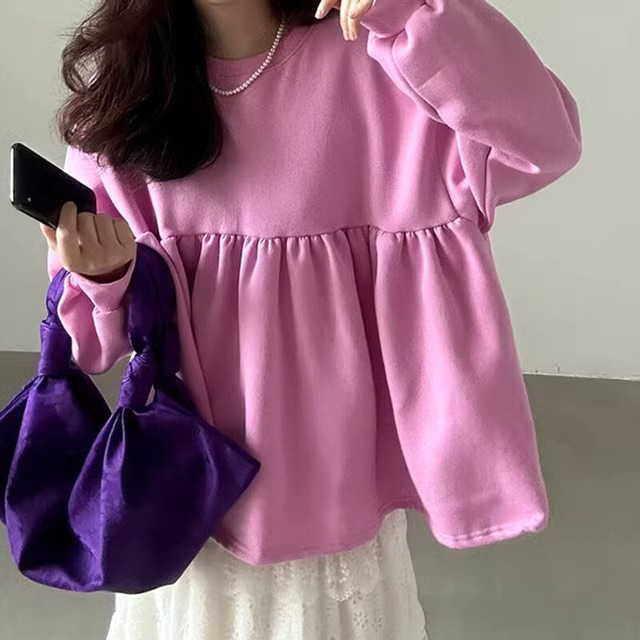 Volume flare sweat pullover　B166