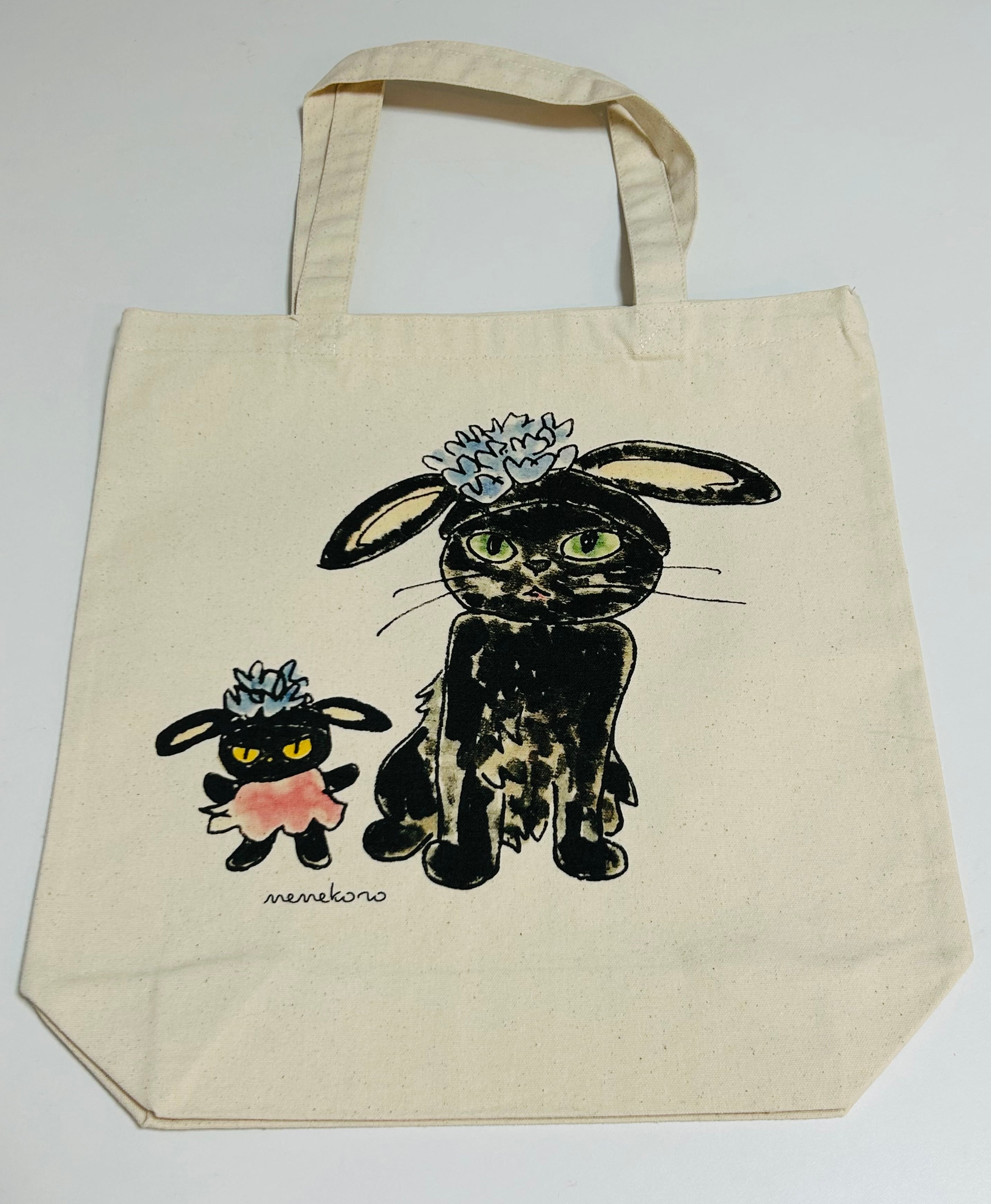 うさぎ耳の黒猫ちゃん キャンパストートバッグ(マチあり） | catcorp