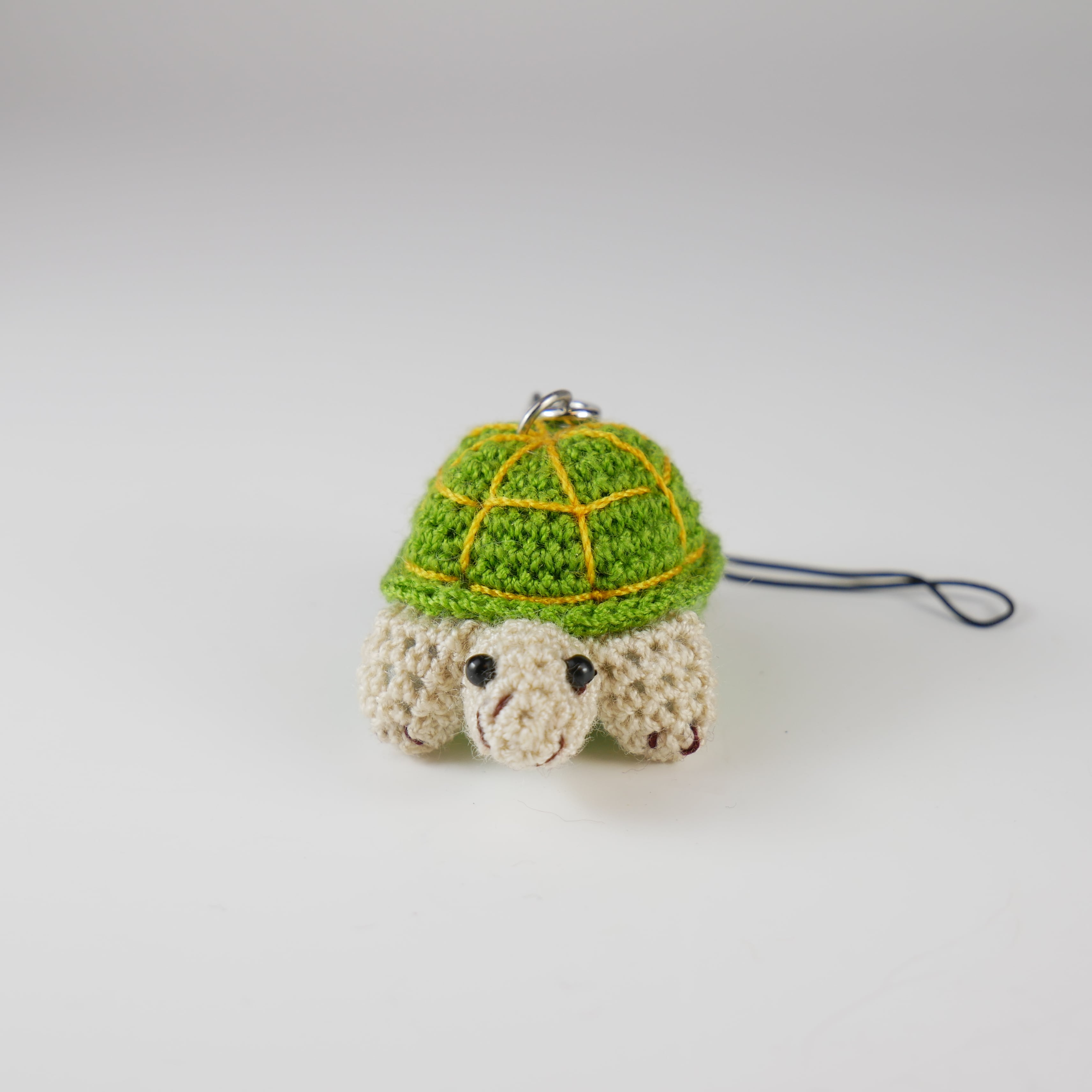 カメ グリーン 編みぐるみストラップ | サファリマーケット