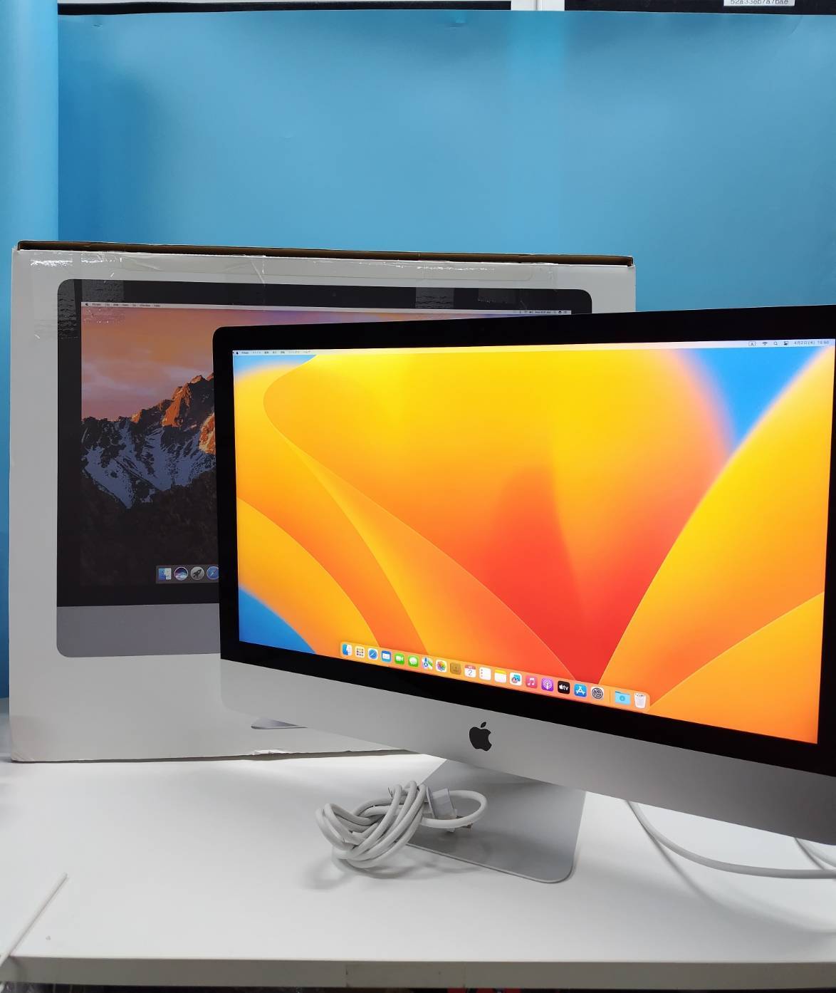 iMac（Retina 5K,27-inch,2019）1.03TB/40GB〈MRQY2J/A〉④ 27