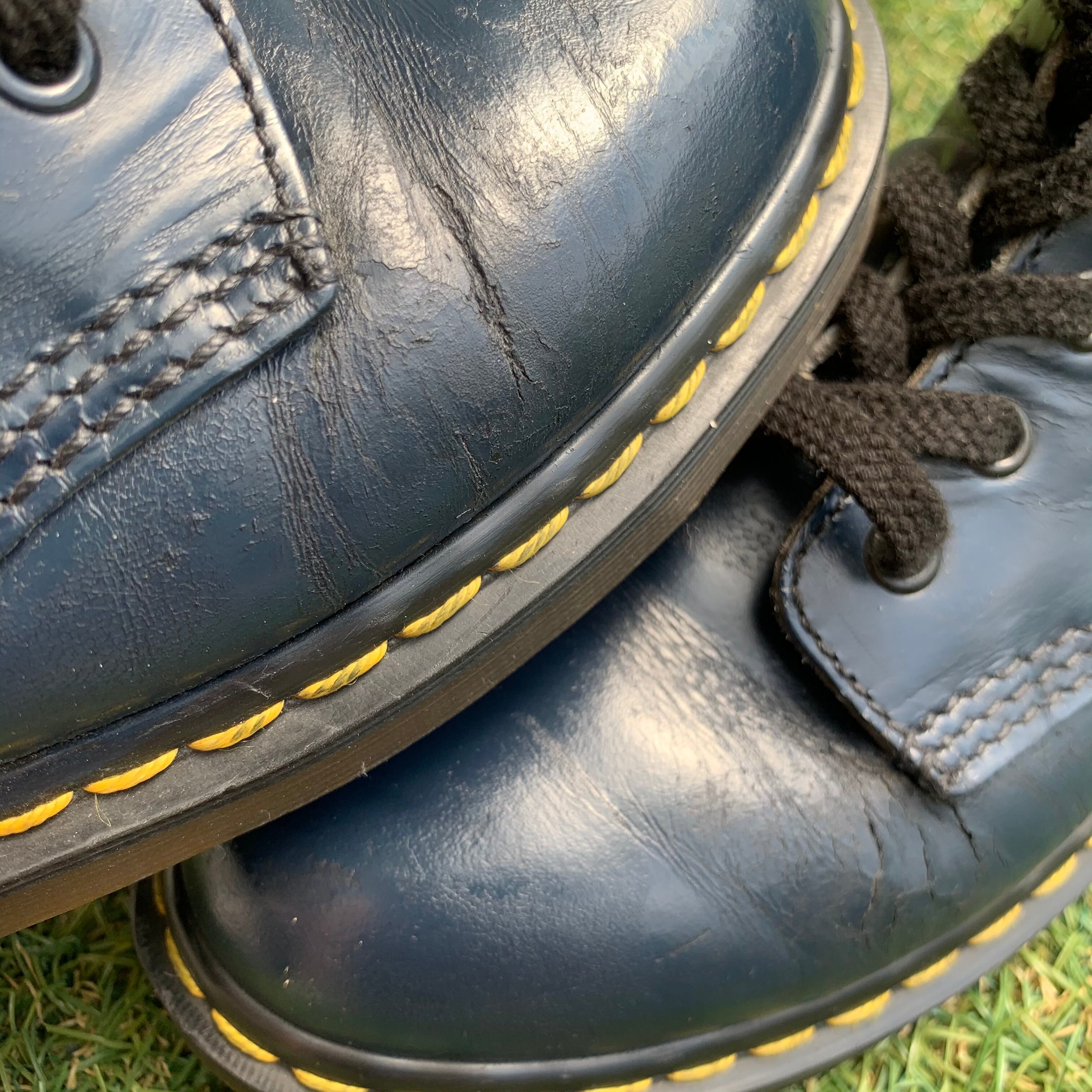 イングランド製！Dr.Martens ドクターマーチン 6ホールブーツ F791