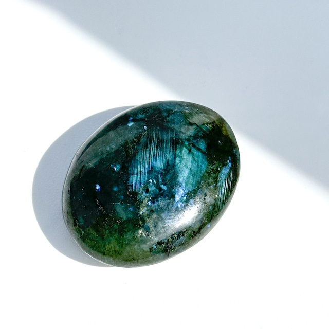ラブラドライト パームストーン 35◇ Labradorite ◇天然石・鉱物・パワーストーン・インテリア ラブラドライト パームストーン 35◇ Labradorite ◇天然石・鉱物・パワーストーン・インテリア
