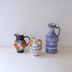 ブルーの水差し