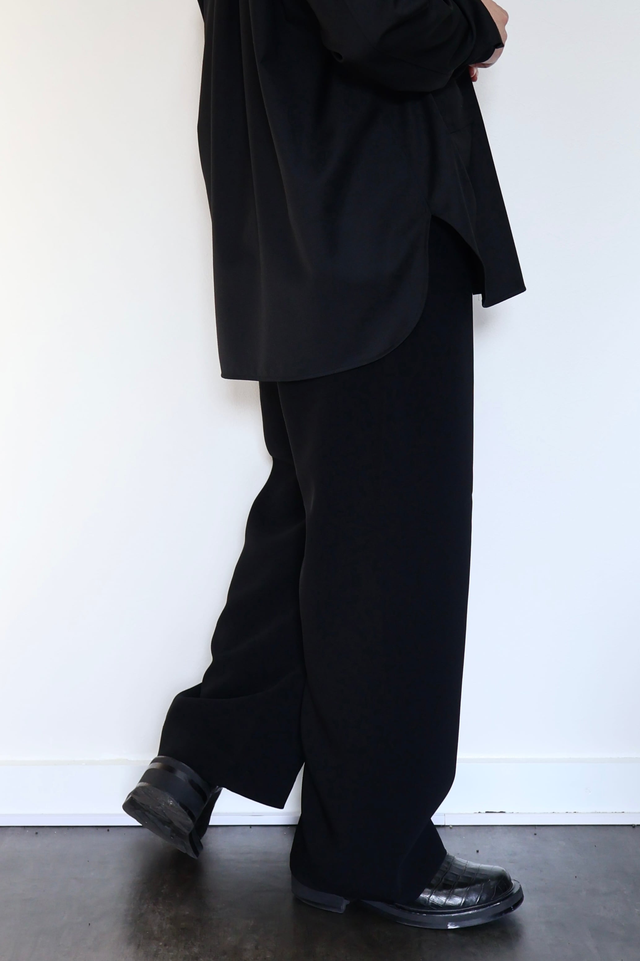 ROTOL Fluid Relaxed Trousers -BLACK- | OoaLL