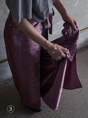 333 original/Embroidery silk wrap pants (BLUE)