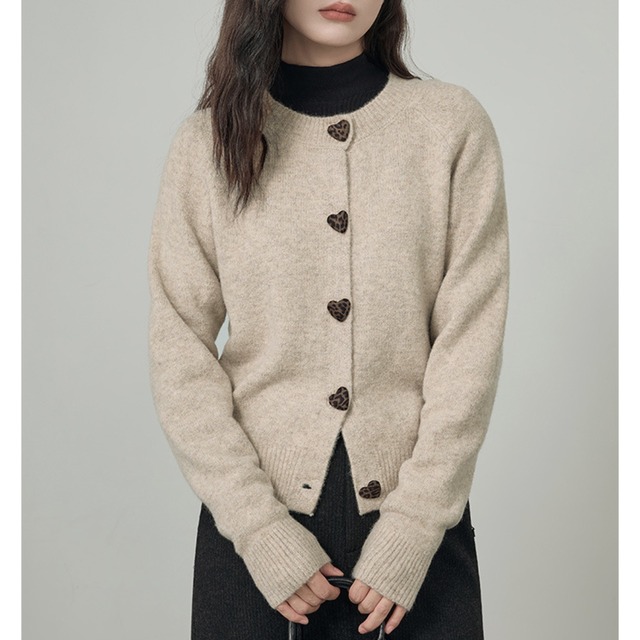 heart button round neck cardigan