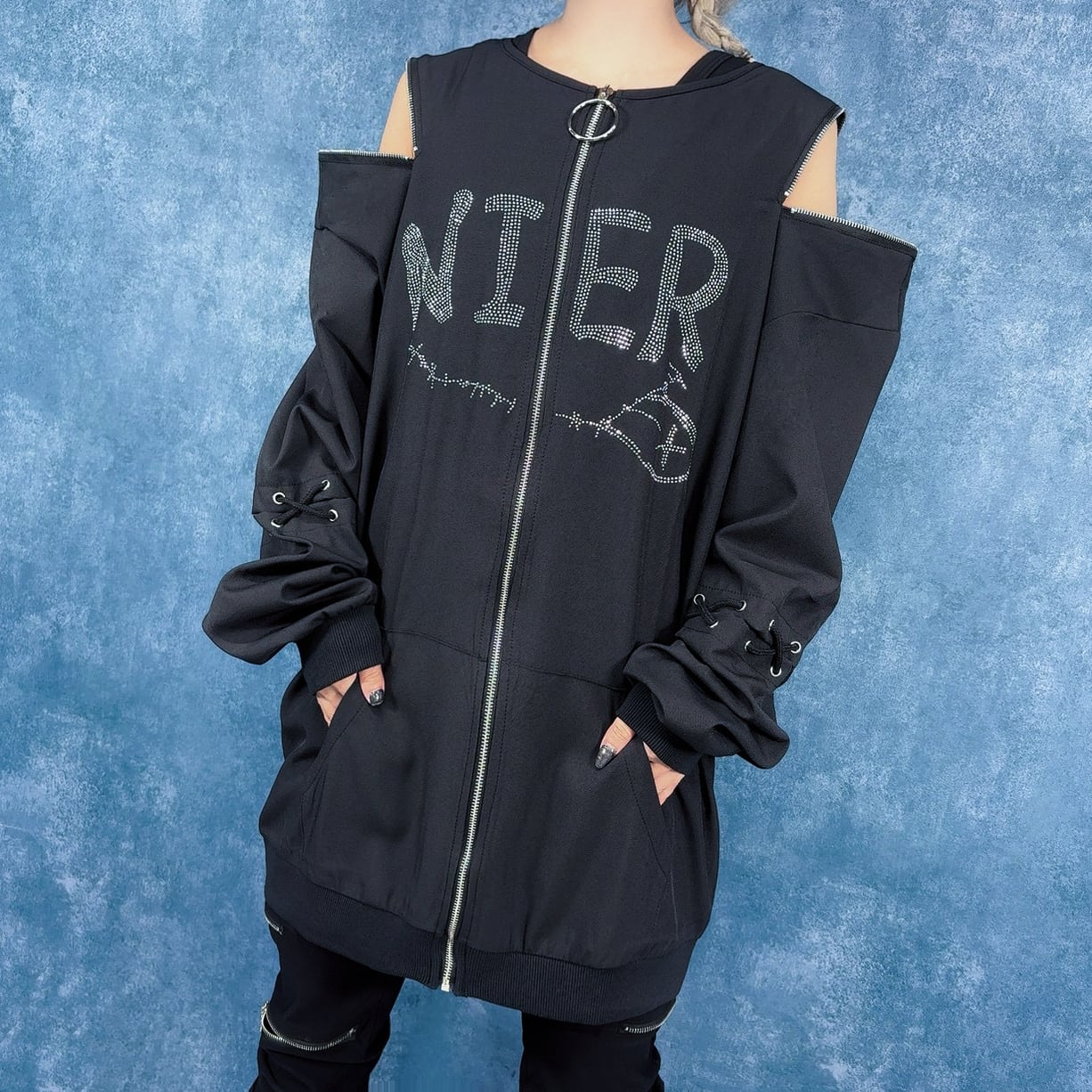 12/13日目玉大特価60%OFF】STONE LOGO 3WAY-STYLE BLACK UNISEX ZIP