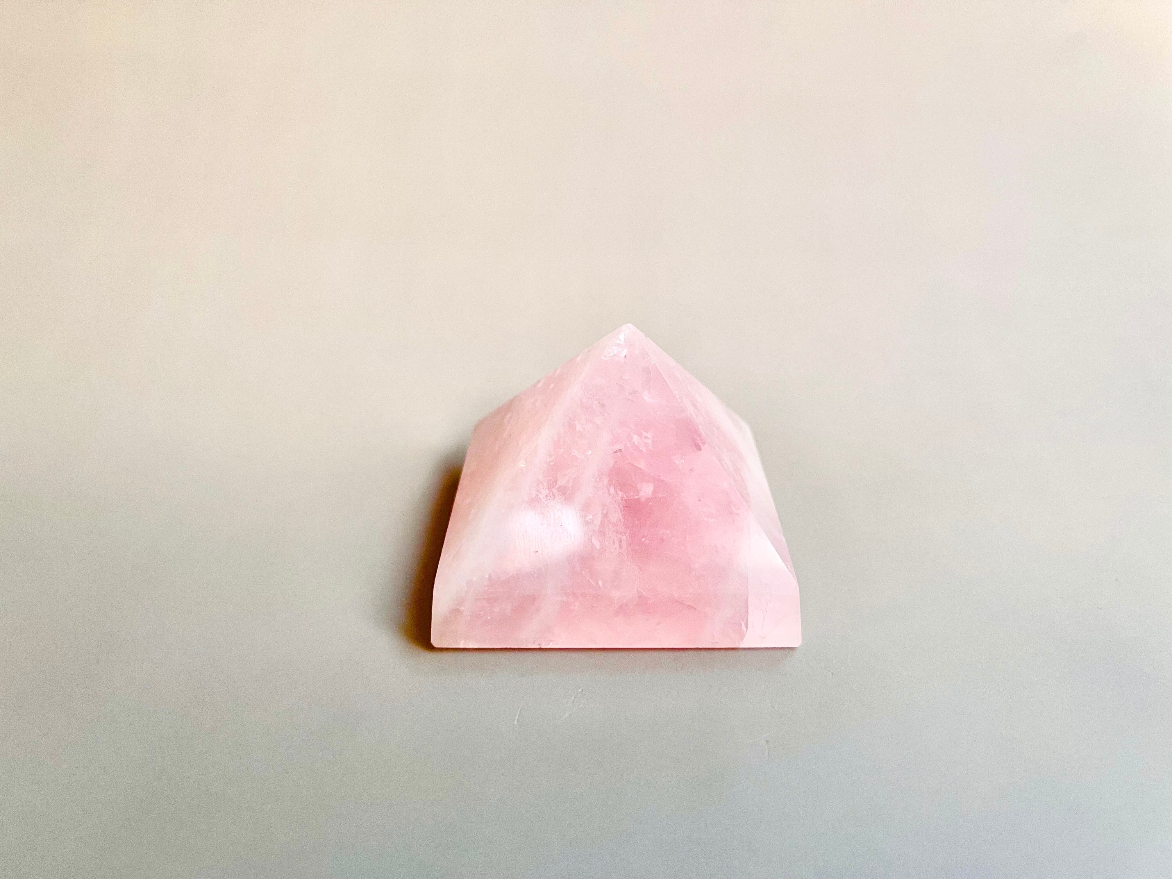 ローズクォーツピラミッド L size☆Rose quartz pyramid L size