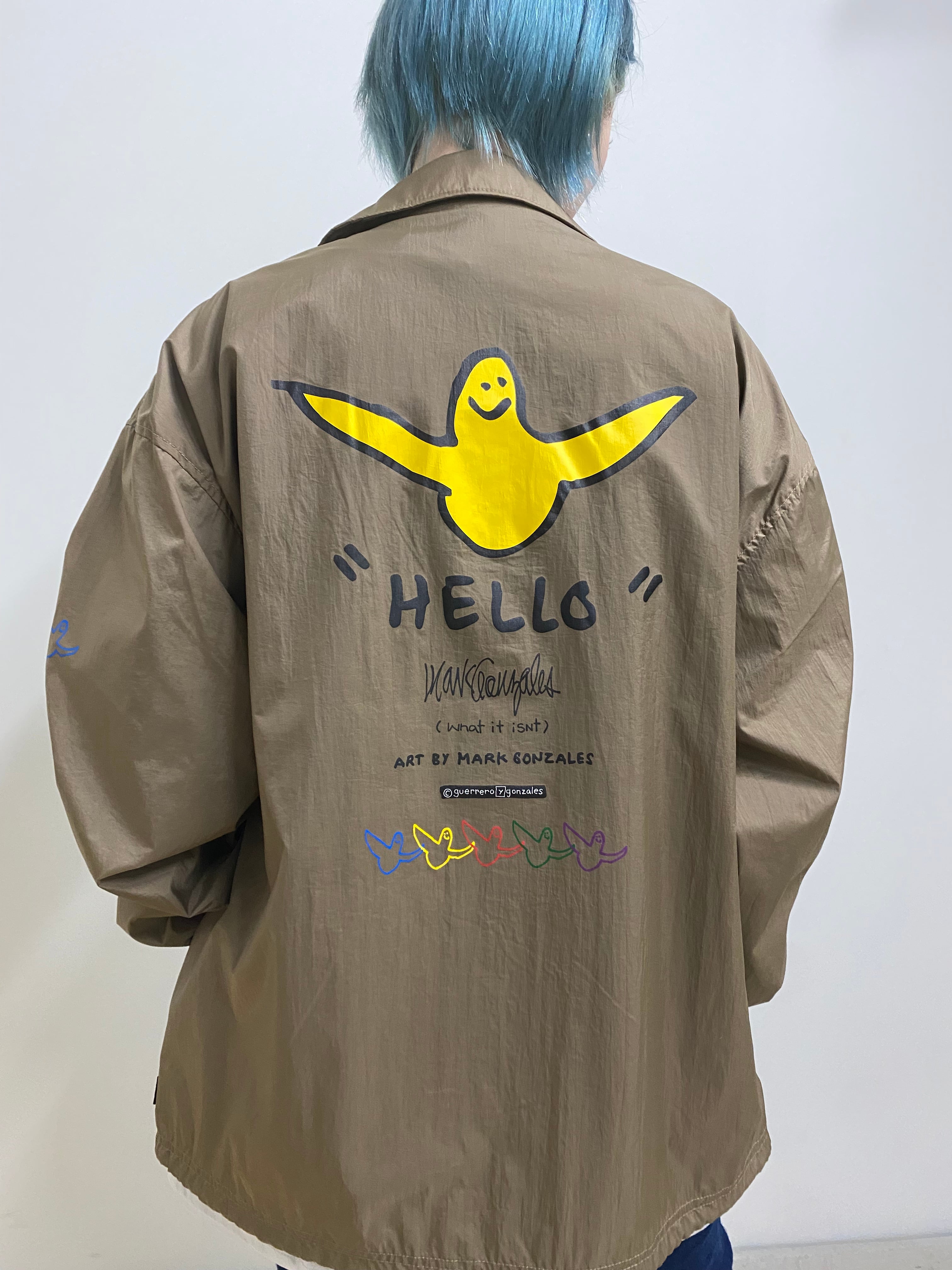 【（What it isNt）ART BY MARKGONZALES / (ワットイットイズント) アートバイ マークゴンザレス 】 'HELLO'  コーチジャケット ベージュ 2H5-12936 | FAITH powered by BASE