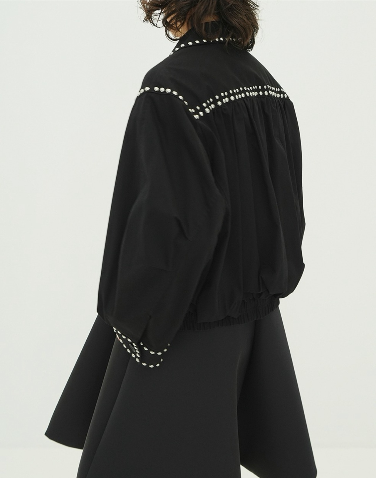 CLANE W COLOR STUDDED DRIZZLER JACKET 2色展開