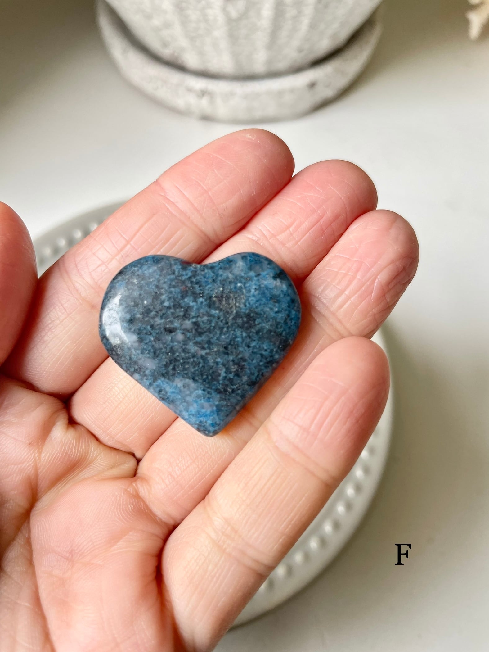 トロレアイト　ハート Trolleite Heart Shape / トロレアイト ハートシェイプタンブル | AINA