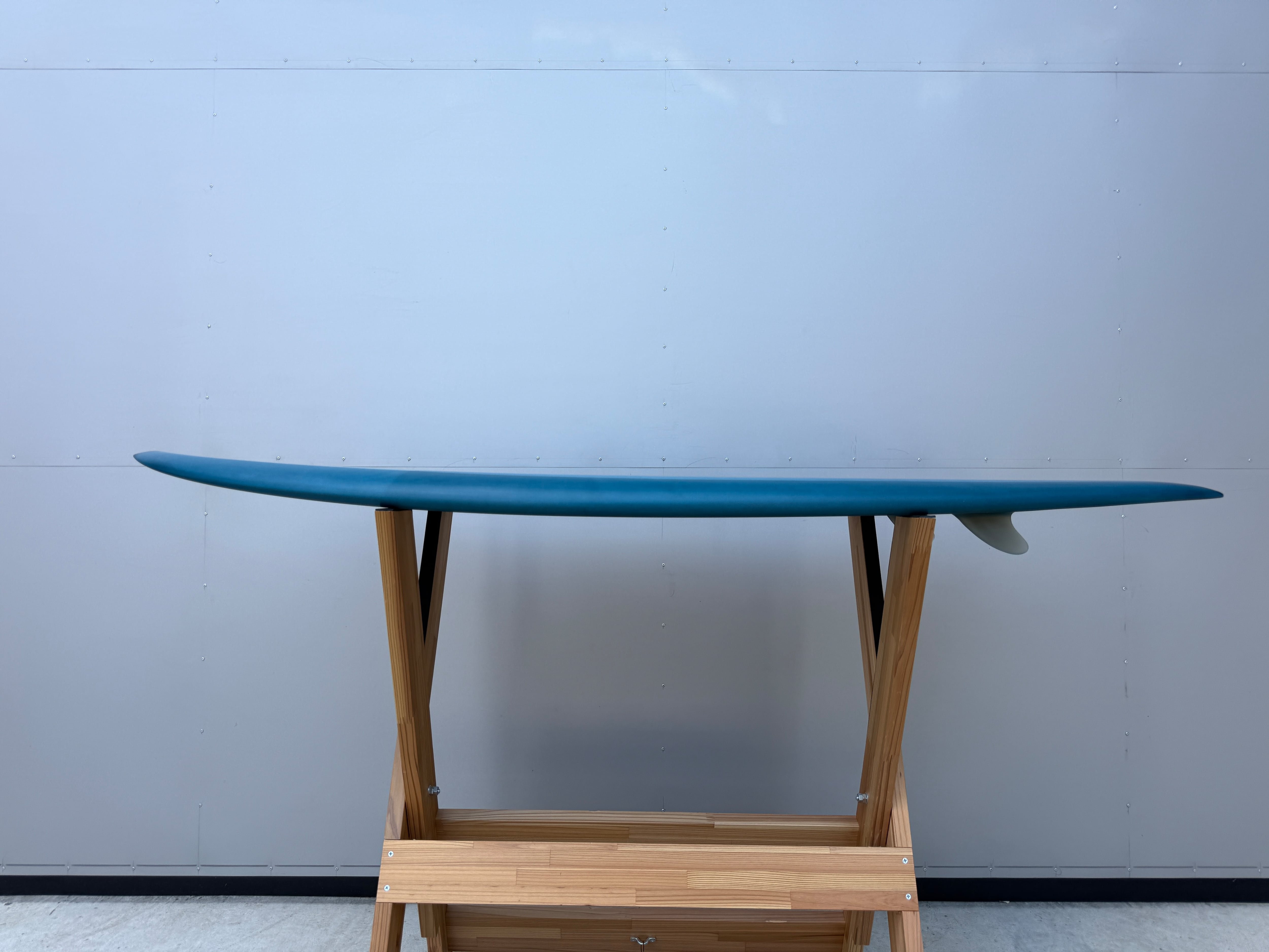 MEDIUM Surfboards 5'6