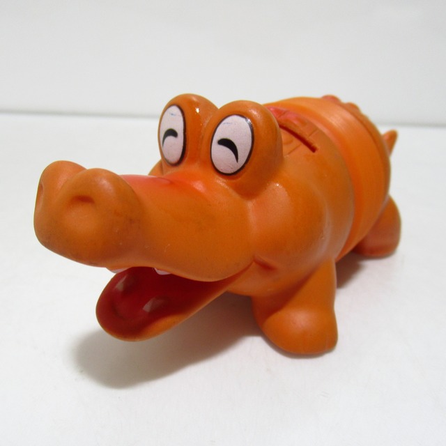富士銀行　のびのび動物貯金箱　ソフビ　昭和レトロ　ワニ [$9]
