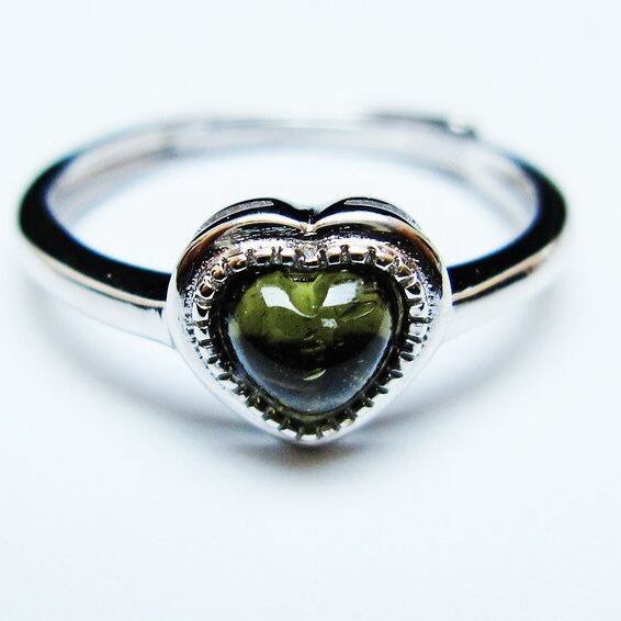 モルダバイト リング モルダウ石 指輪 ハート フリーサイズ 12号 一点物 メール便可 [M便 1/20] 199-564