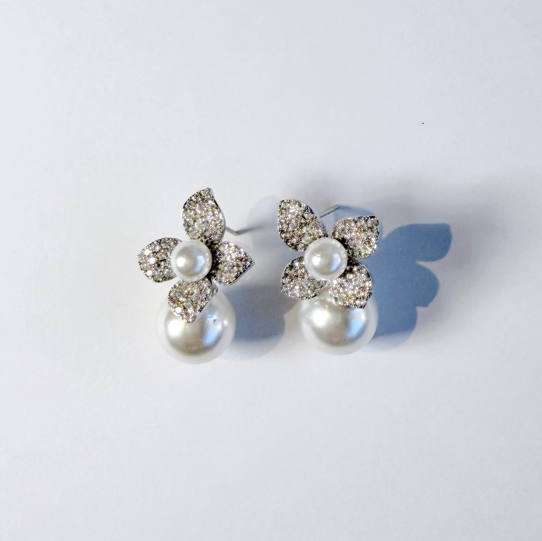E-122 フラワーパールピアス Silver/Gold | ウェディング・ブライダル