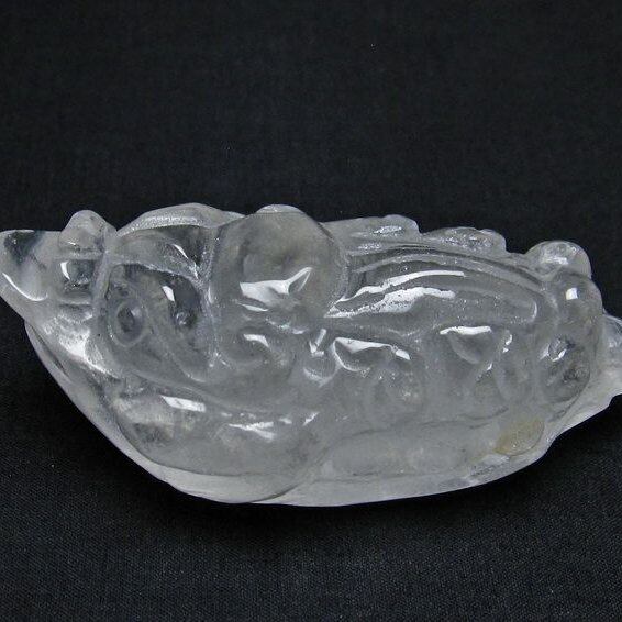 水晶 手彫り 置物 キンセン 金蟾 一点物 144-149