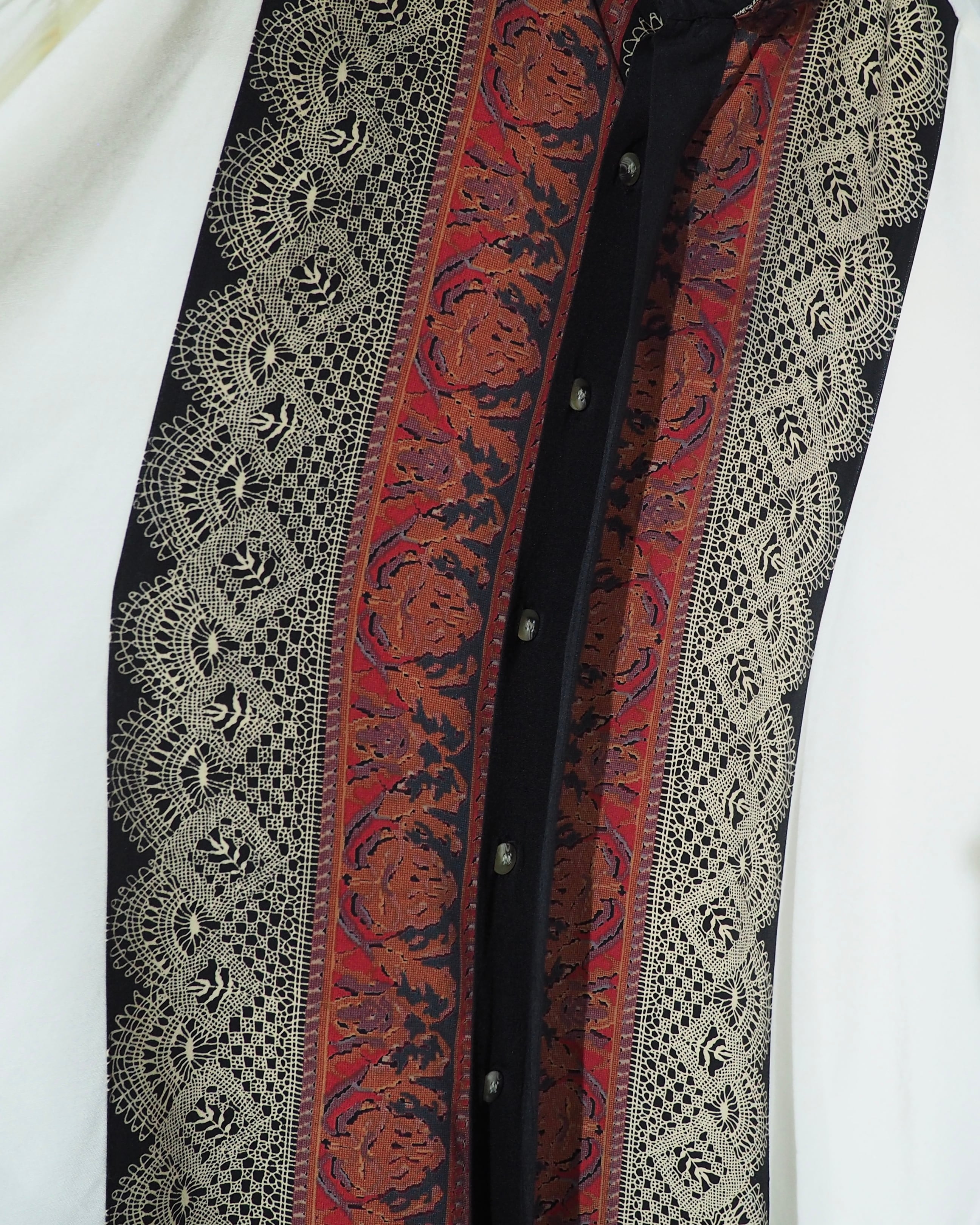 1980 - 90s Beautiful Arabesque × Crochet Lace pattern Switching vintage loose No collar shirt