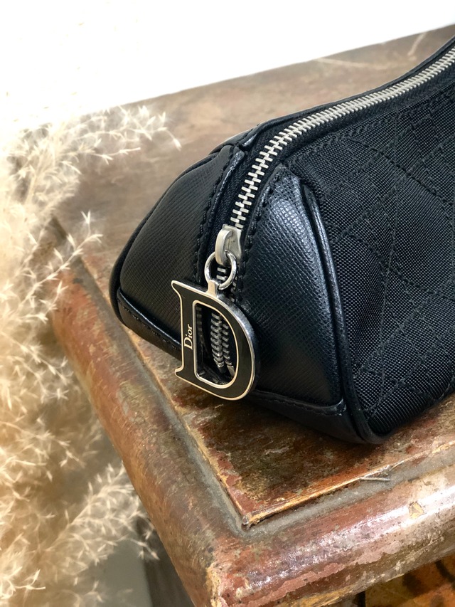 Christian Dior クリスチャン ディオール　カナージュ　Dチャーム　キャンバス×レザー　ポーチ　ブラック　vintage　ヴィンテージ　オールド　66dgej