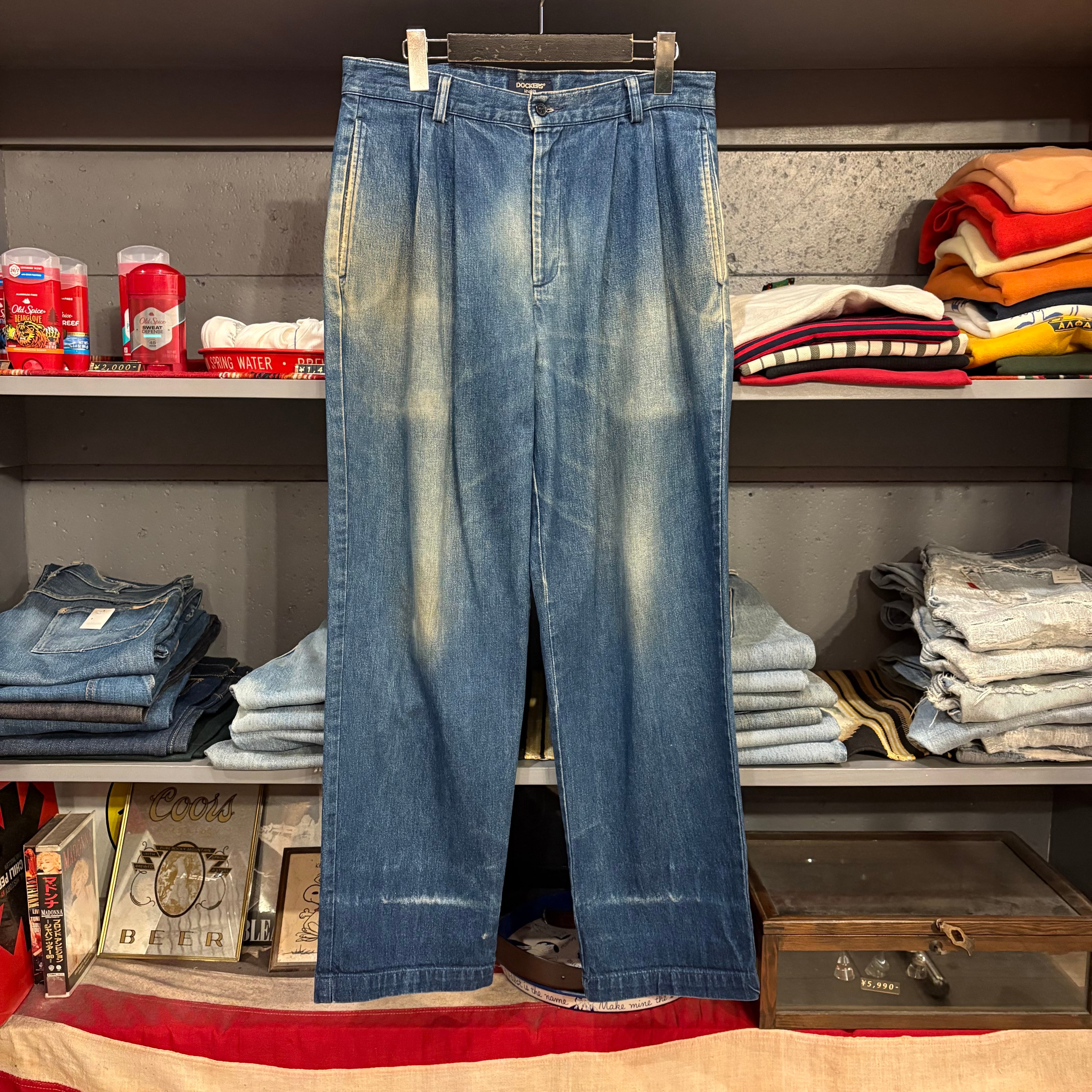 01's Dockers 2 Tuck Denim Slacks | VOSTOK
