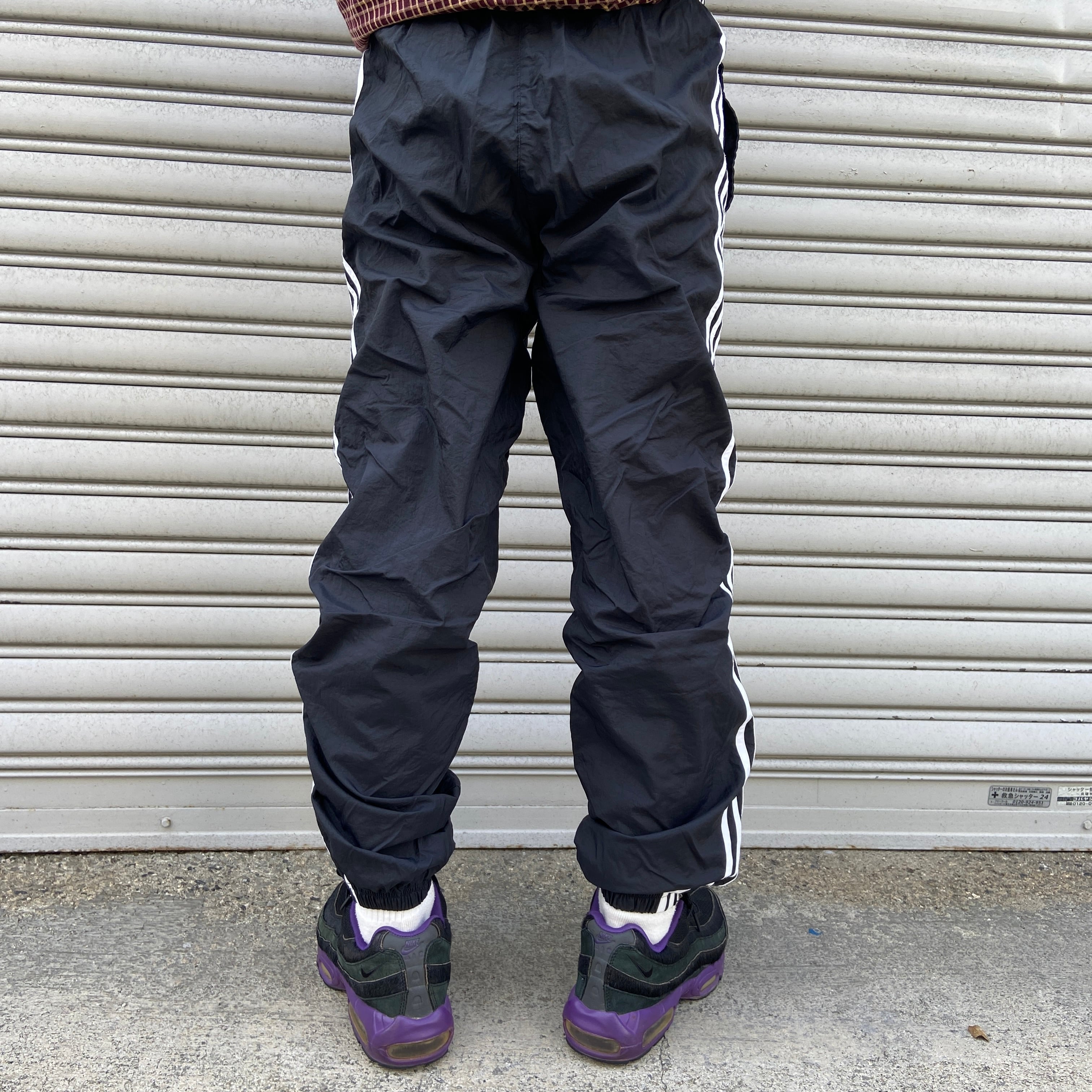 送料無料』90s adidas ナイロントラックパンツ パフォーマンスロゴ 