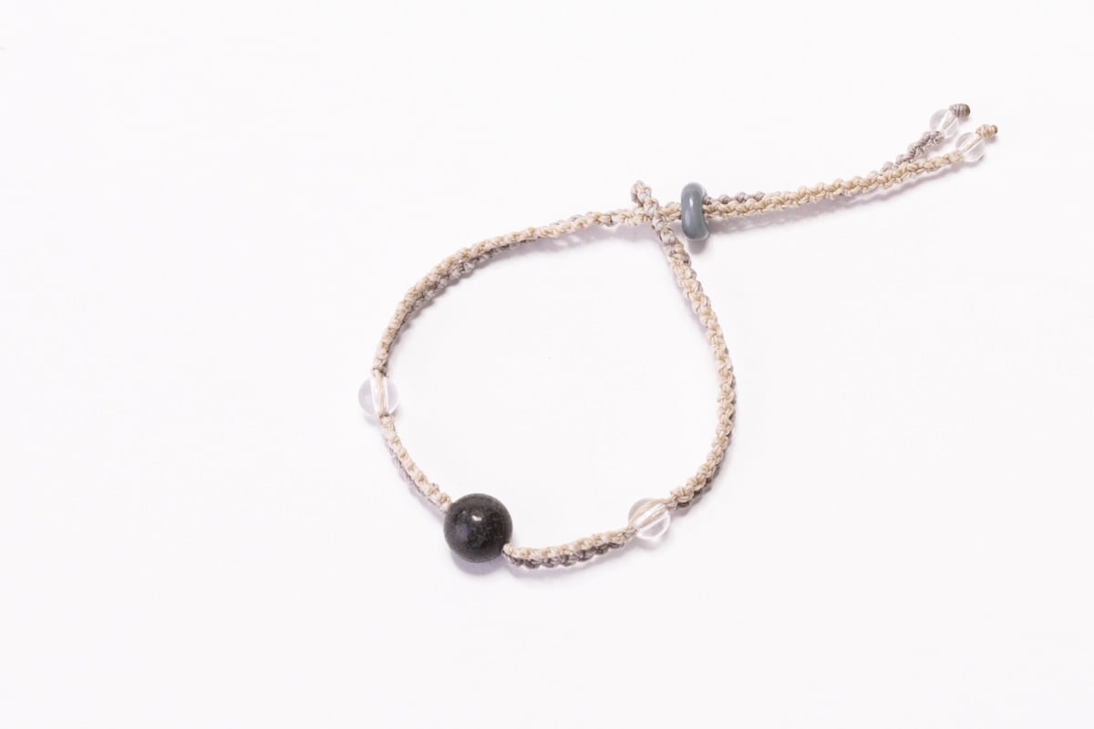 富士山溶岩ブレスレット［Lava Bracelet］〜 ライトグレー × ライト