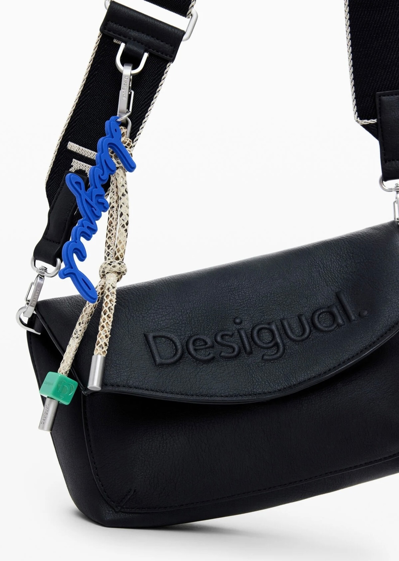 【Desigual】ミディアム3Dロゴフラップバッグ