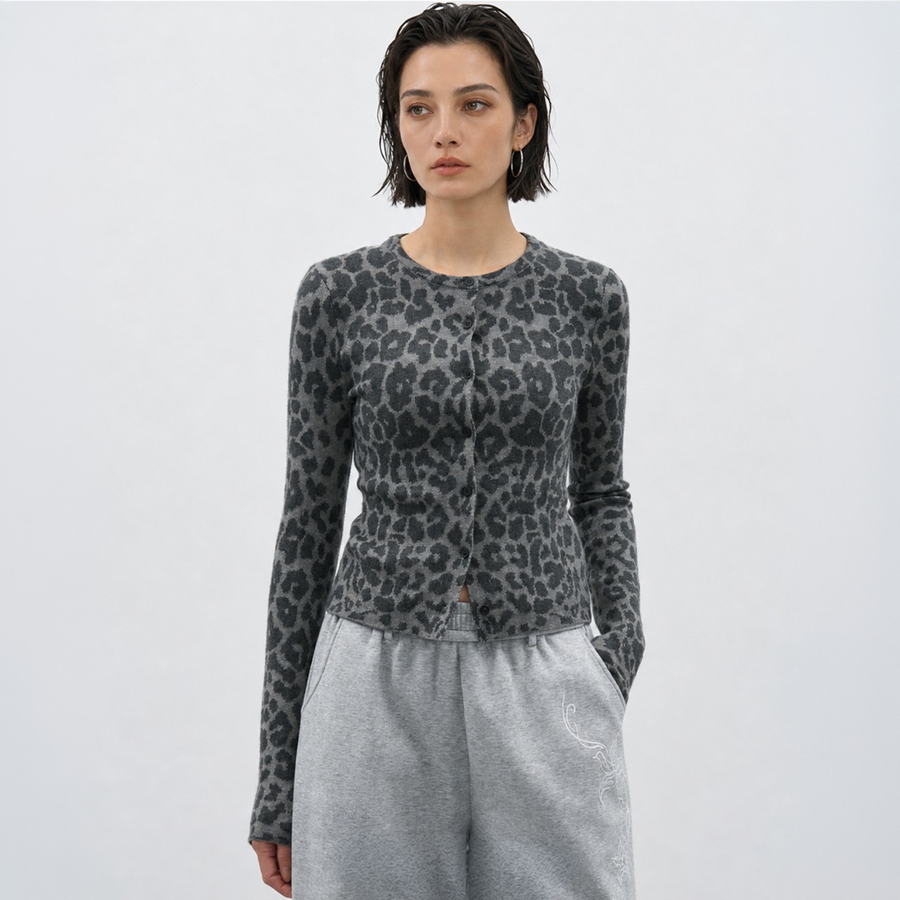Leopard fitted cardigan A00256