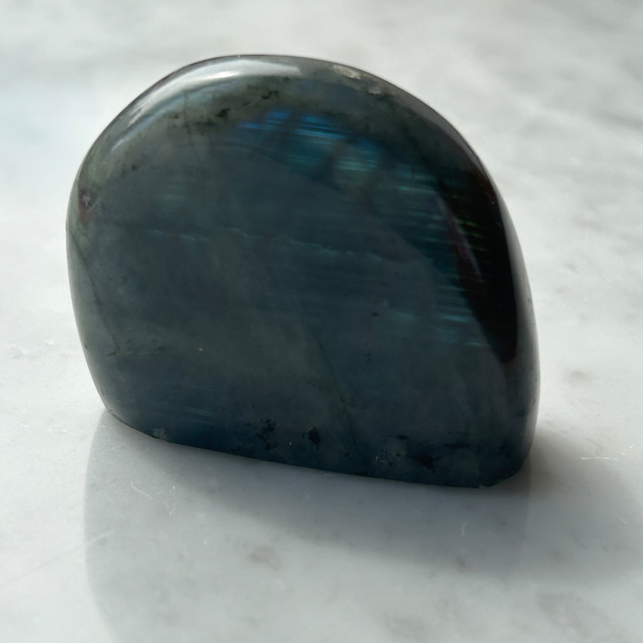 ラブラドライト 置石