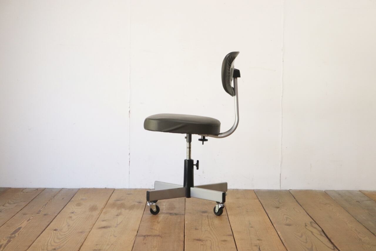 レトロ キャスターチェア 回転椅子 昇降 リクライニング 学校 合皮