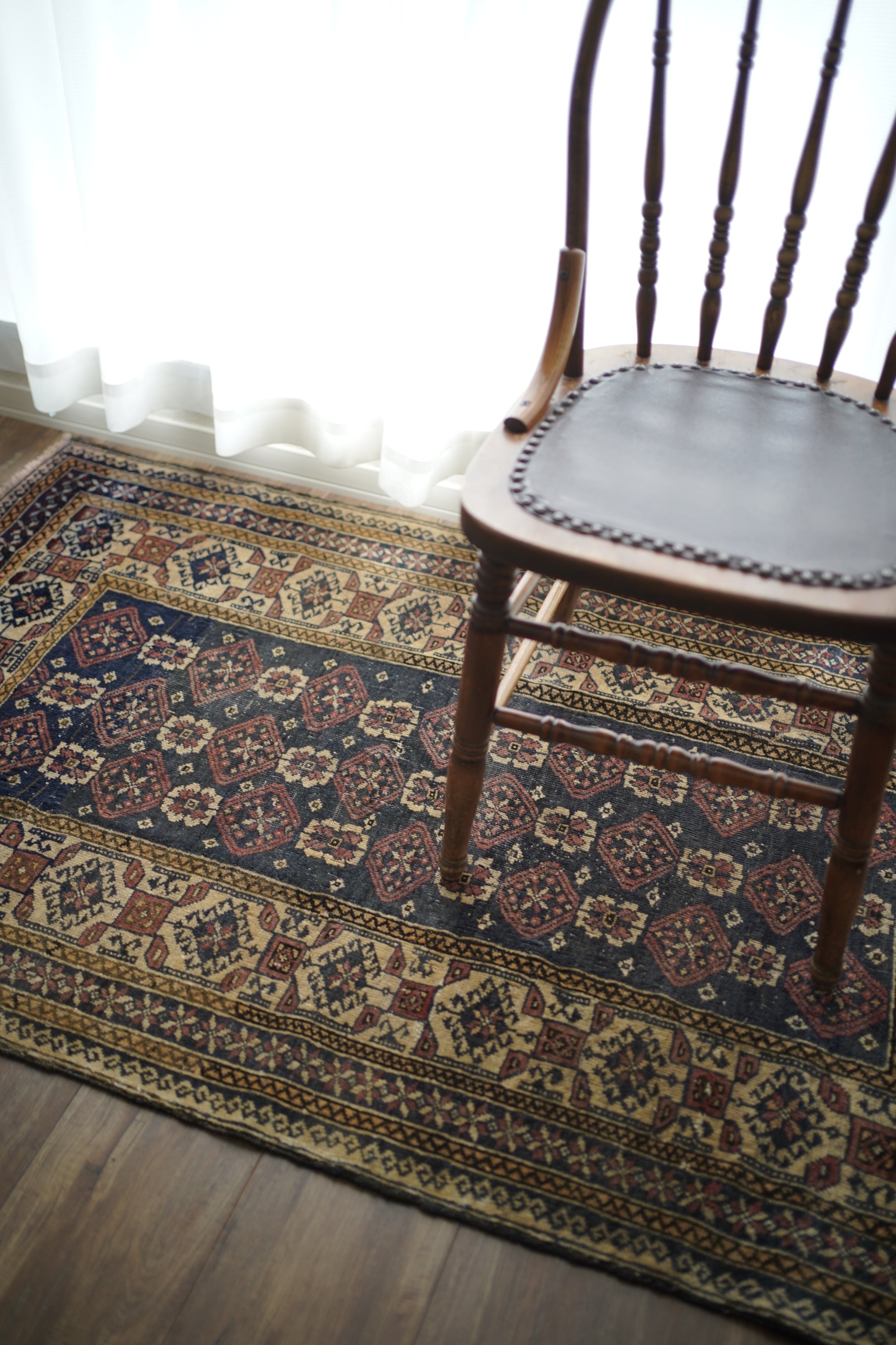 ヴィンテージラグ専門店 TIME RUG （ペルシャ絨毯・トライバルラグ）