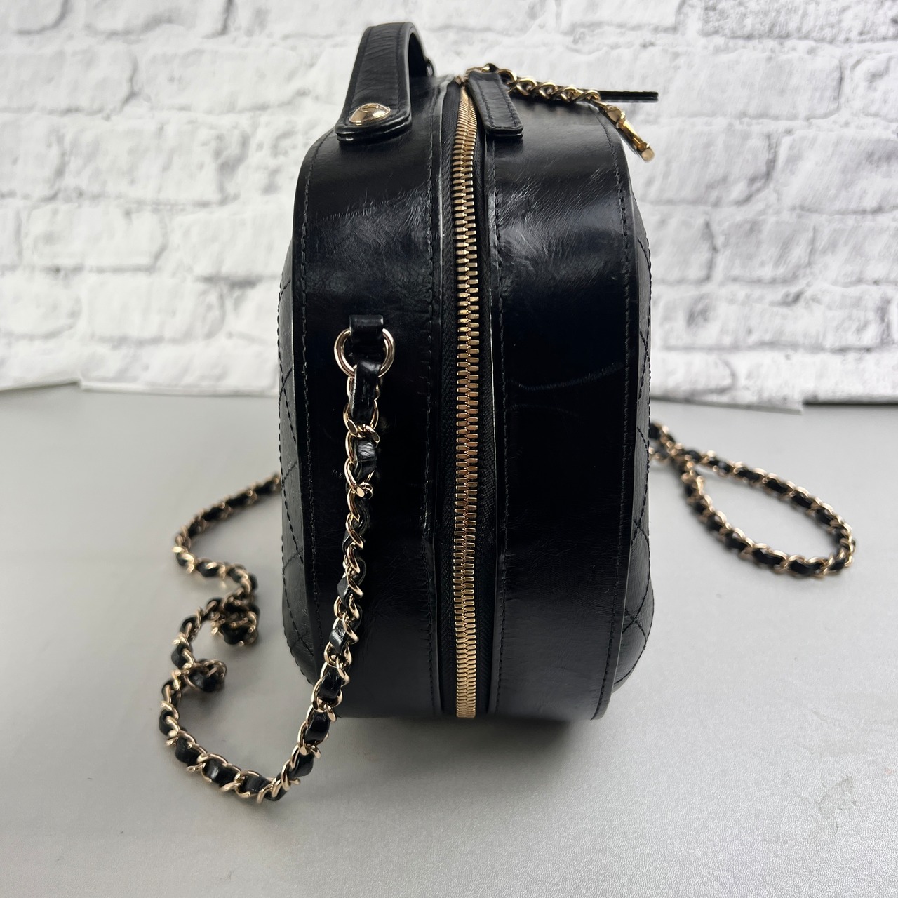 CHANEL シャネル ココマーク  レザー ショルダーバッグ ブラック A-11977
