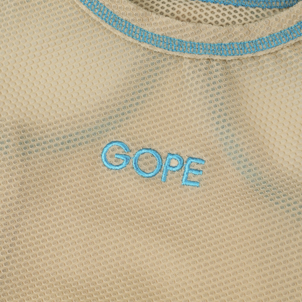 【予約】[ GOPE ] Stretch Mesh Sleeveless｜BEIGE × AQUA BLUE - 3