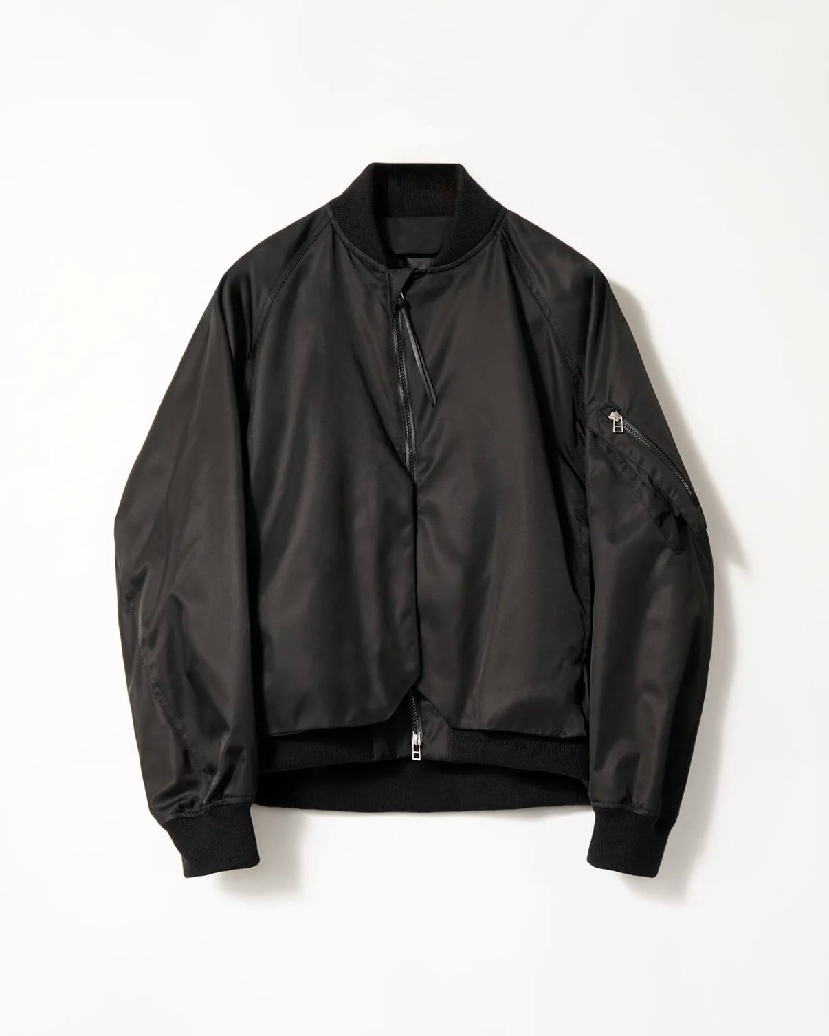 NTN】BETA BOMBER JACKET BLACK | idealclasse