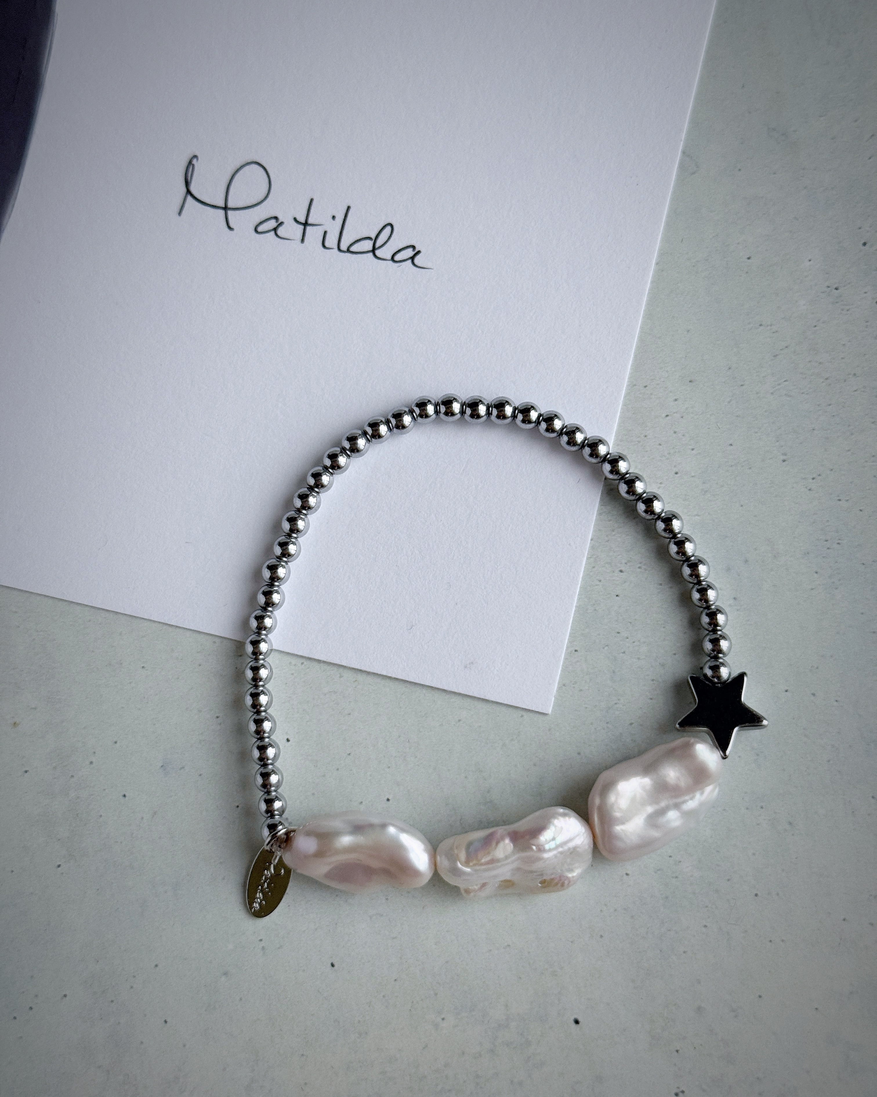 bicolor bracelet(淡水パール×ヘマタイト)