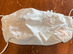 手作りマスク　布製　白花レース